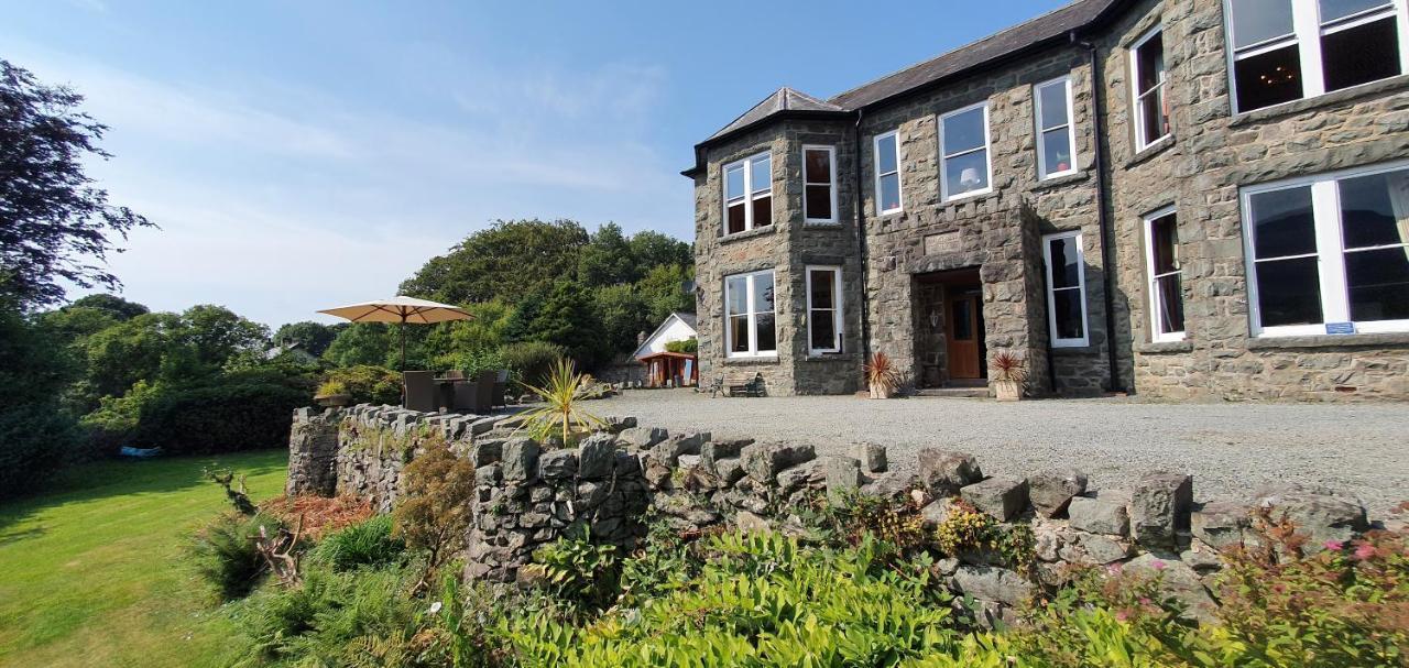 Large Mach Apartment At Pen Y Coed Hall ดอลเกซเซย์ ภายนอก รูปภาพ